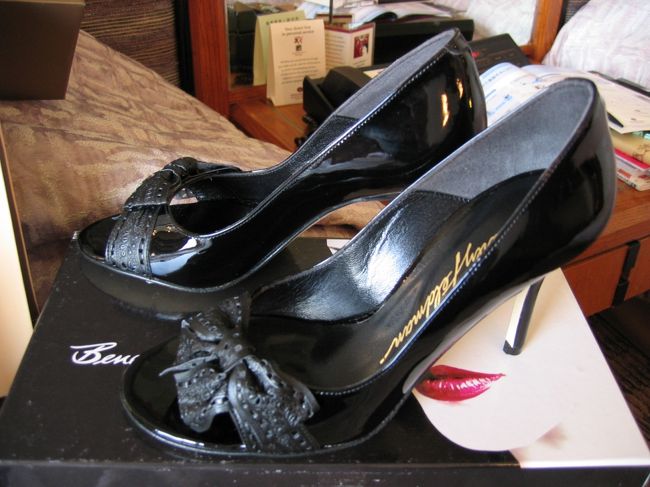 日本ではあまり見かけないビバリーフェルドマンの靴もレンクロのセールで15000円でゲッツ！！