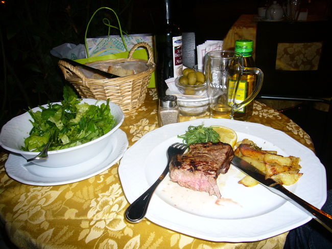 こちらカノーヴァは、<br />ハリウッドスターもご来店