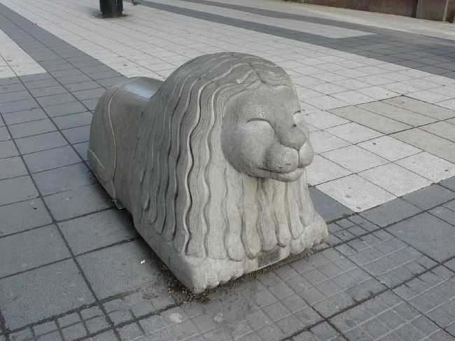 車止め。なんかエジプトっぽい。