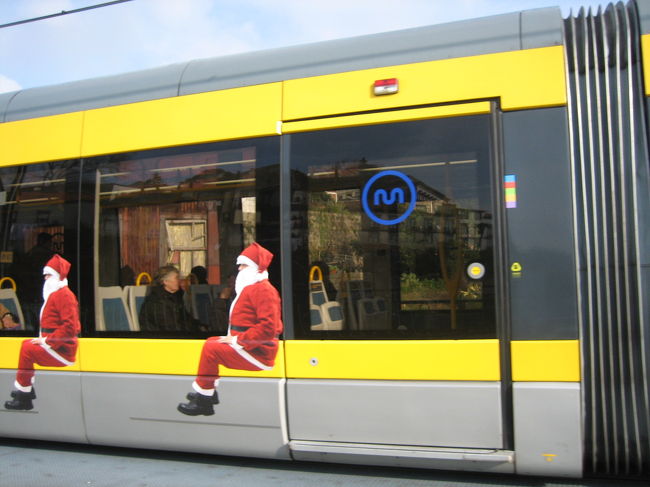 サンタ・クロースも同乗！