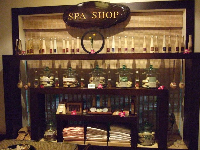 お土産用のアロマグッズも揃ってます。