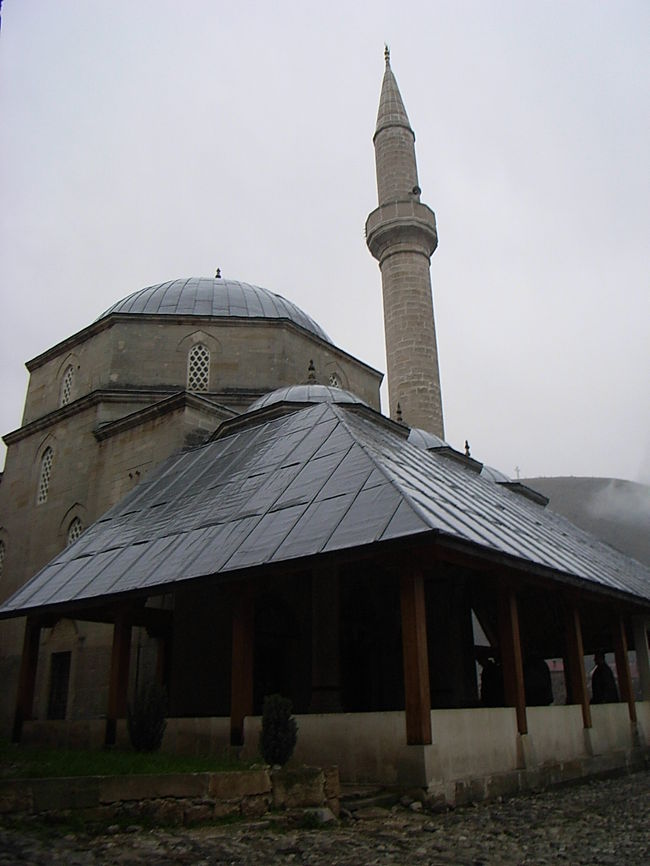 イスラム建築モスクの修復ボスニア・ヘルツェゴビナ