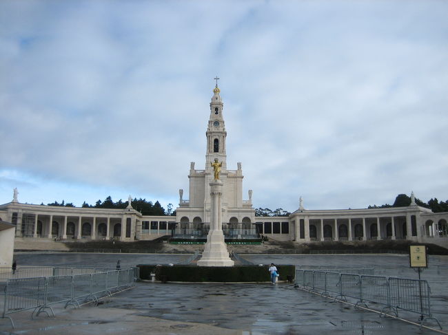 聖地ファティマのバジリカ：<br /><br />