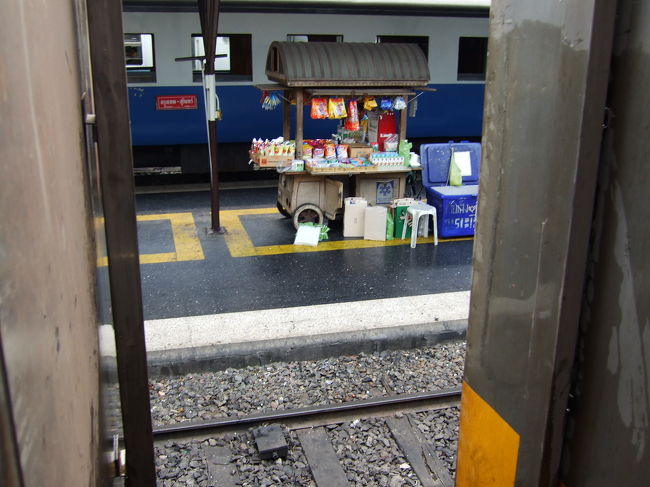 ほぼ定刻にバンコクを出発。