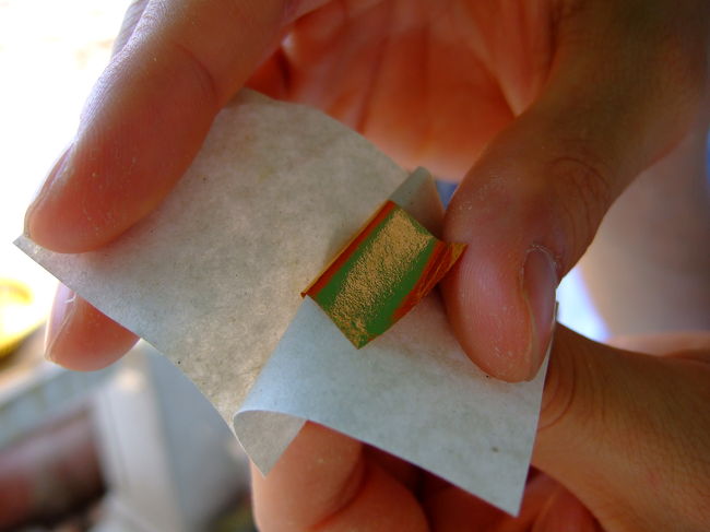 お供えの中に、金箔もありました。