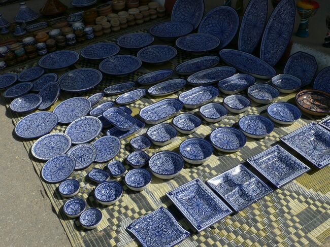 ふぐ刺しでも載せたいような皿