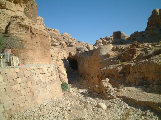 ・エル・ムスリム・トンネル　<br /><br />トンネル？<br />何かしょぼい。。。