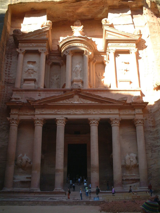 ・エル・ハズネ　<br /><br />ドカーン！！<br />これはほんとに凄い！！<br />その大きさはかなりの圧巻。