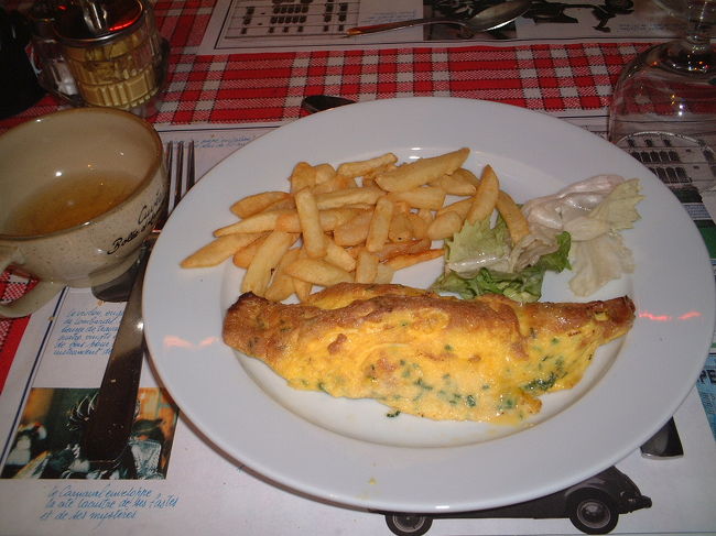 モンサンミシェル名物：<br /><br />ふわふわの　”オムレツ”　