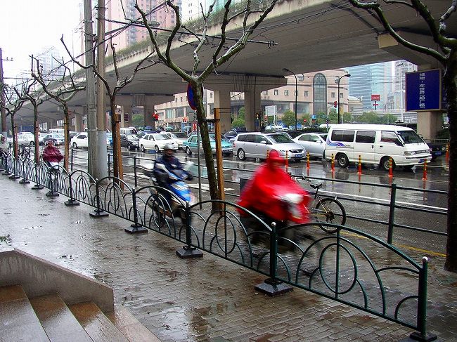 上海 渋滞 自転車の方が
