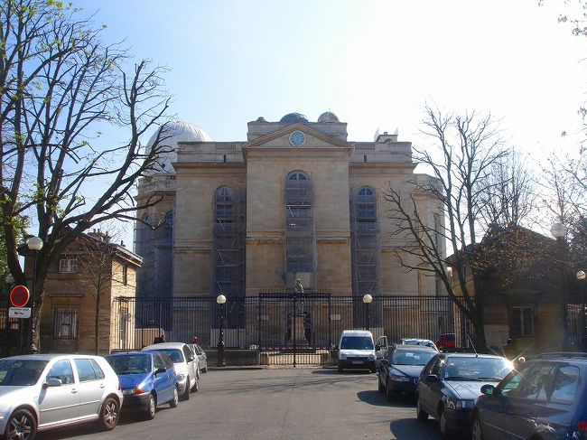 パリ天文台です。<br />なにが見れるってワケじゃないけど、<br />地球の歩き方に載ってたから･･･。<br />いまは機能してないっぼいです。