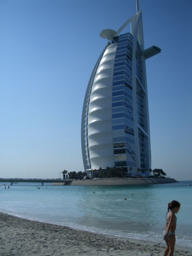 魅惑のドバイ ジュメイラビーチjumeirah Beach Hotel ワイルドワディwildwadii ビーチ プール 編 ドバイ アラブ首長国連邦 の旅行記 ブログ By Luneさん フォートラベル