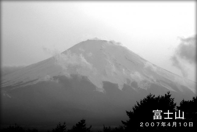 黒白の写真にするとまあまあですが。。。