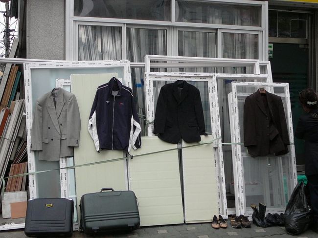 なんか〜かっこいいディスプレイじゃないの〜〜♪どこかのデザイナーブランドみたい〜♪