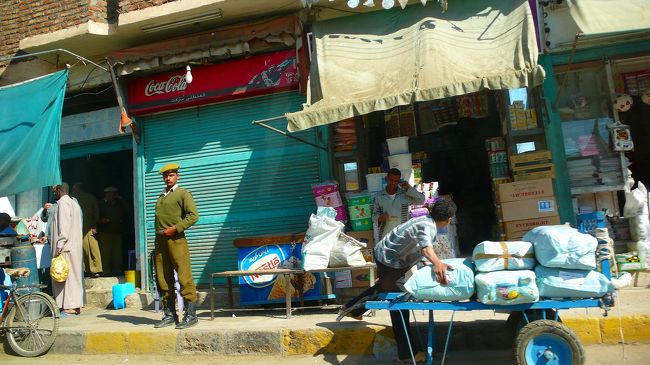 車から眺めながら・・・