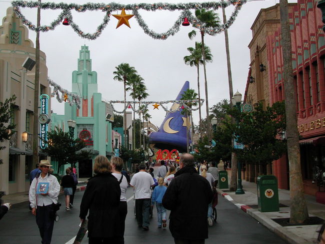 初日はＭＧＭ､<br />１００周年の年でした｡