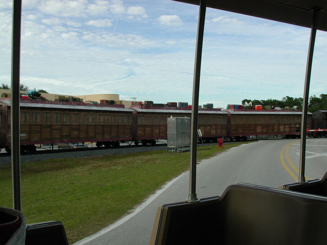 汽車の上の荷物