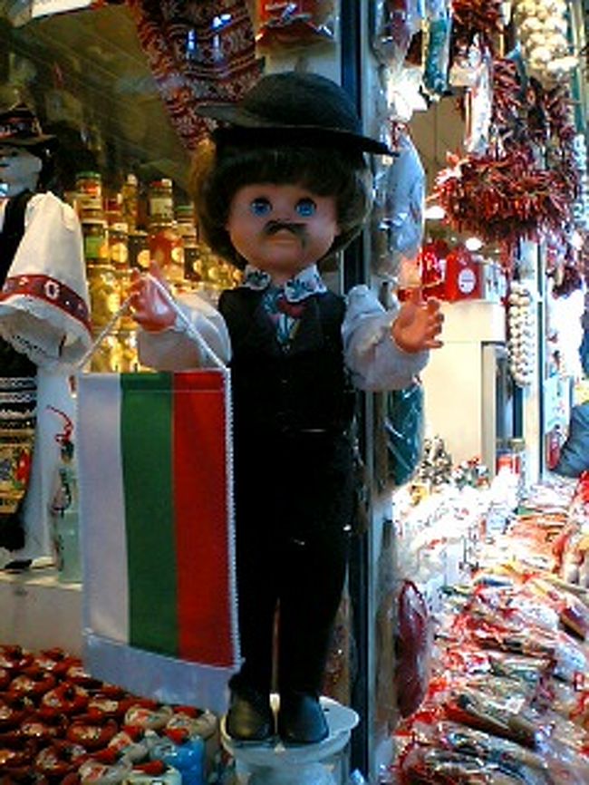 同じく男の子の人形。