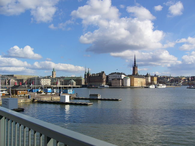 市庁舎から見たガラム・スタン