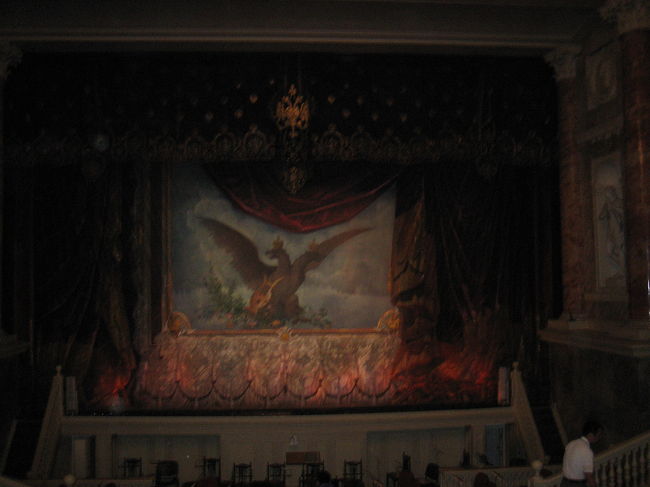 「エルミタージュ劇場」