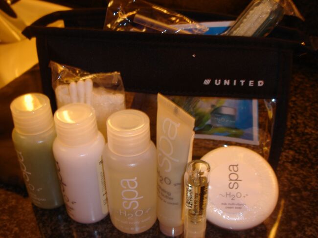 アメニティ<br /><br />しかもポーチでいただけるのでやっぱこっちの方がいいです！<br /><br />