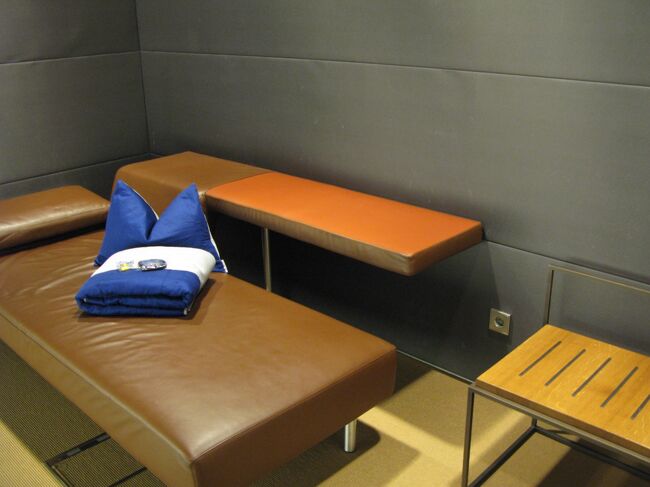仮眠室<br /><br />ここも広いなぁ〜