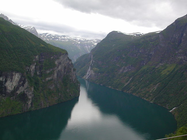 とにかく一度行ってください。<br />荘厳な雰囲気は、私の写真では伝えることができません。