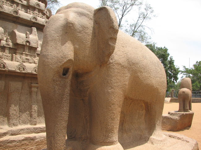 象の像<br />（これが言いたかった。）