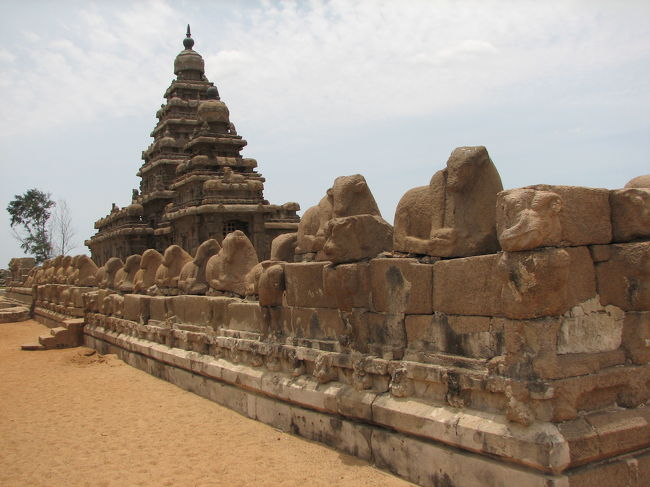 う〜〜ん。何だっけ。