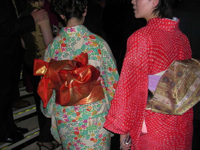 同じツアーの参加者、若い姉妹も着物でした。