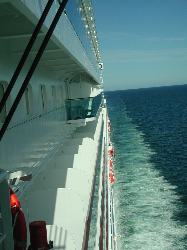 操縦室から後ろを振り返った風景<br />ちょっと怖い<br />