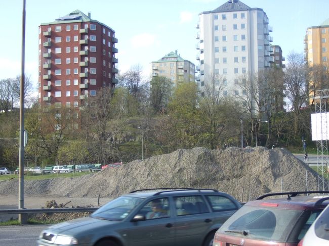 どうして、ストックホルム出身のノーベル・ダイナマイトが、<br />ダイナマイトを発明したか、よく分かりました。<br />こんな岩、手で掘ってたら大変ですよね！<br />