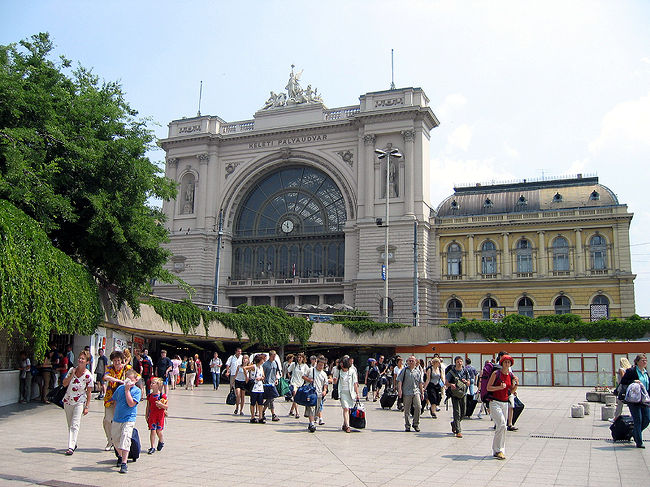 ブダペストの東駅です。とても豪華な建物です。