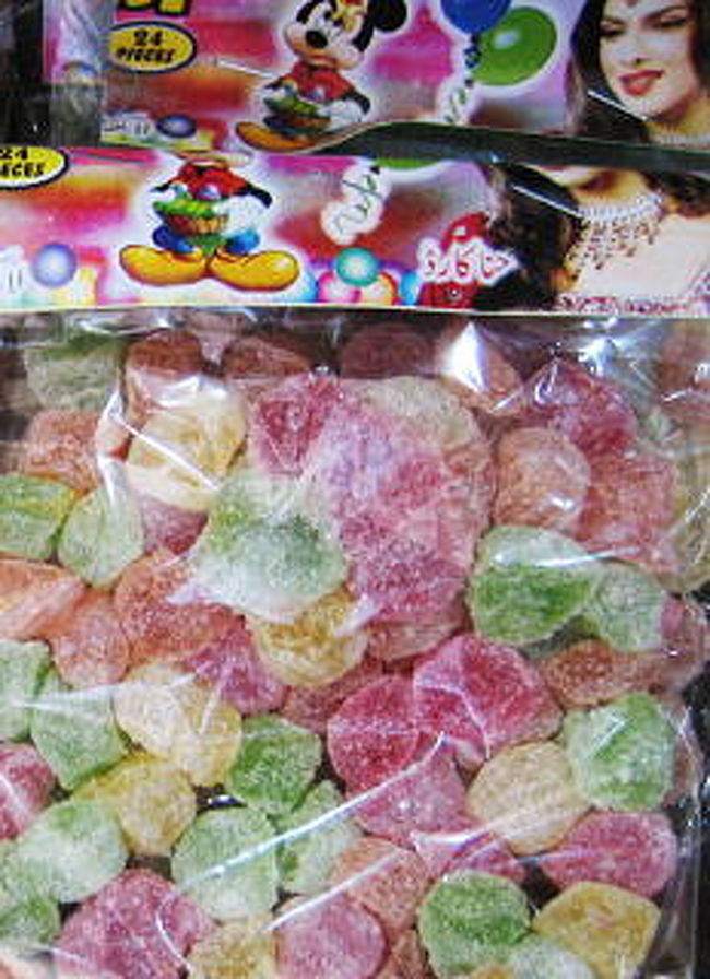 <br /><br />これはゼリーかしらん？<br />きれいなおねいさんの写真いり。