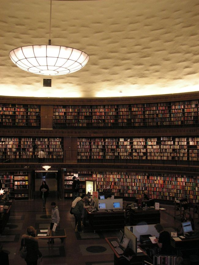 子供の読み聞かせ室も素敵な場所です。<br />写真を撮り忘れたのが残念。