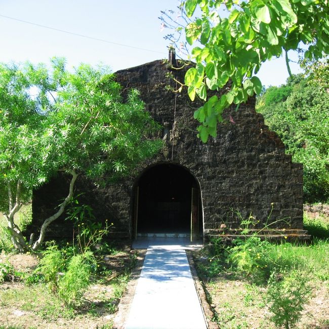 Ratanamaungの近く。