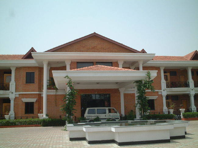 泊まったのは「ホテルマヤガーデン」。マヤはブッダの生母のマヤの名前です。