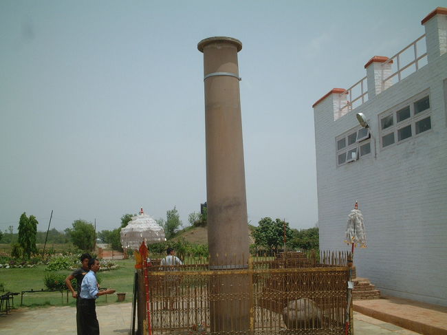 アショカ王の石柱です。