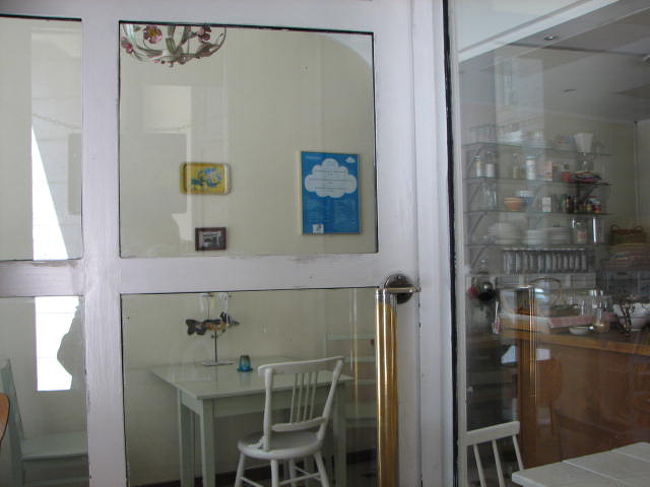 またも残念。お店やってません。<br />紹介されてた通り本当に小さなお店。