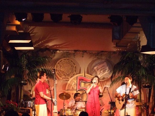 サルサ！サルサ！サルサ！<br />食事しながら見れますよ(^_-)-☆