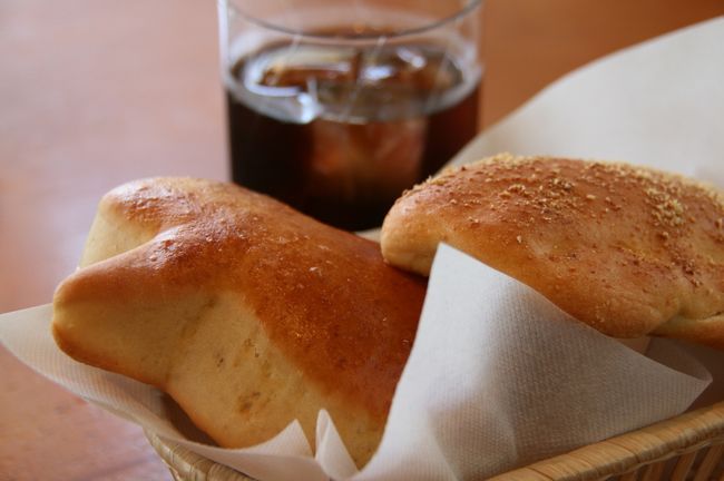 おいしいと評判のパン屋さん、ペイタでランチ。<br />