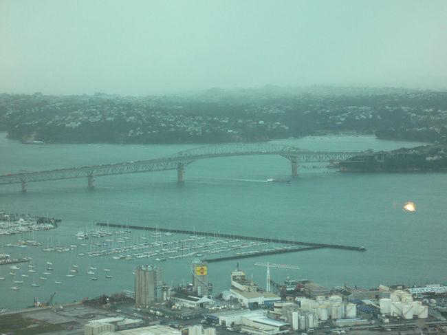 『ハーバーブリッジ』 