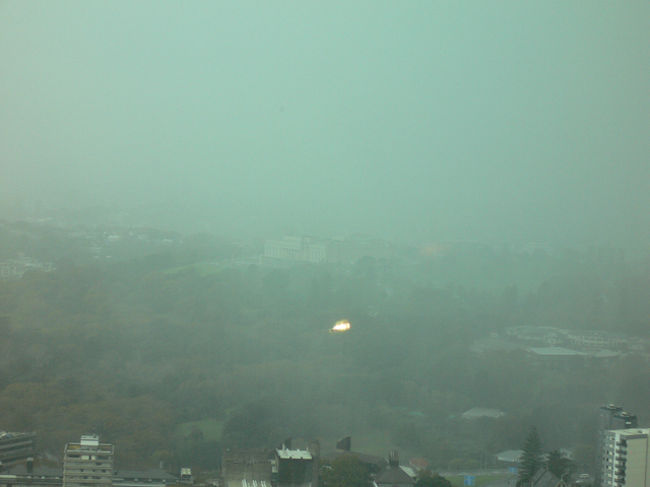 『オークランド博物館』<br />かなり曇ってきたのだ。