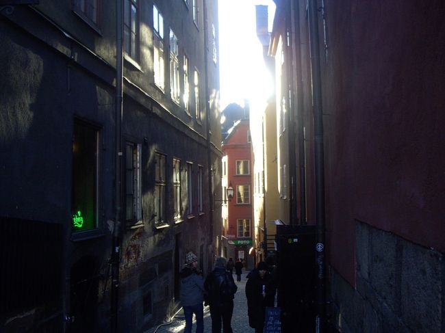 ガムラ・スタンの路地です。細い路地を行ったり来たりするだけで楽しめる島？でした。