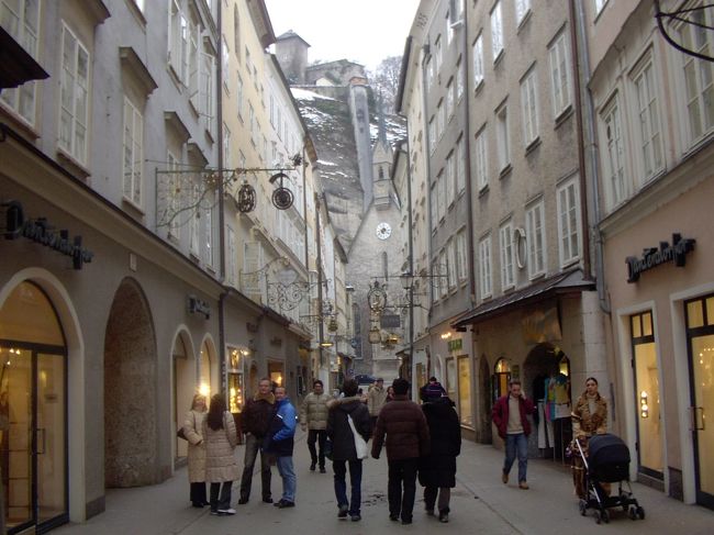 旧市街の街並みです。