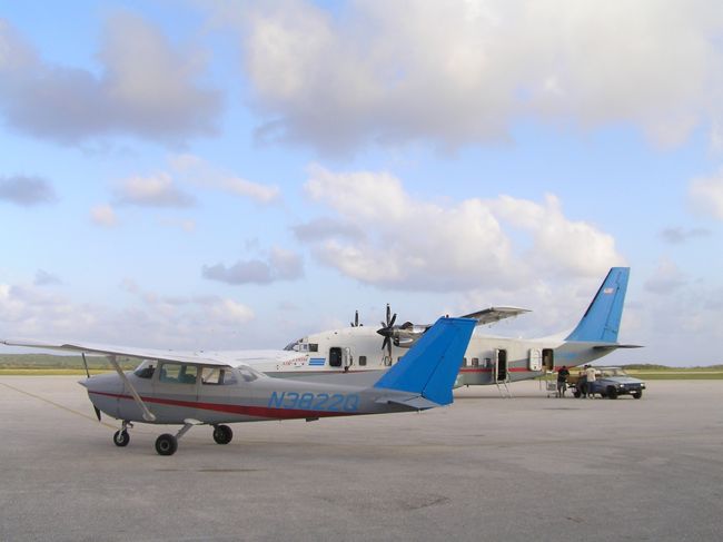 ものすごいコンパクトな飛行機たち・・<br />間近でたくさん写真取れて、満足