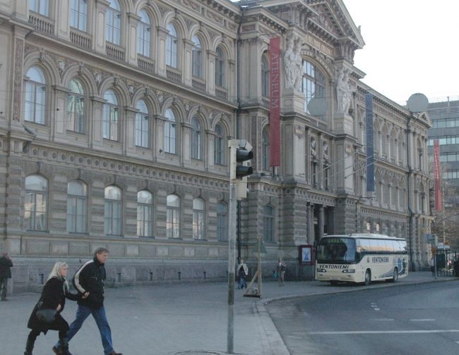ハルシンキ駅前にあるアテネウム美術館。（1887年完成）<br />ムンク、ゴッホ、ゴーギャン、ルオーもある由。<br />