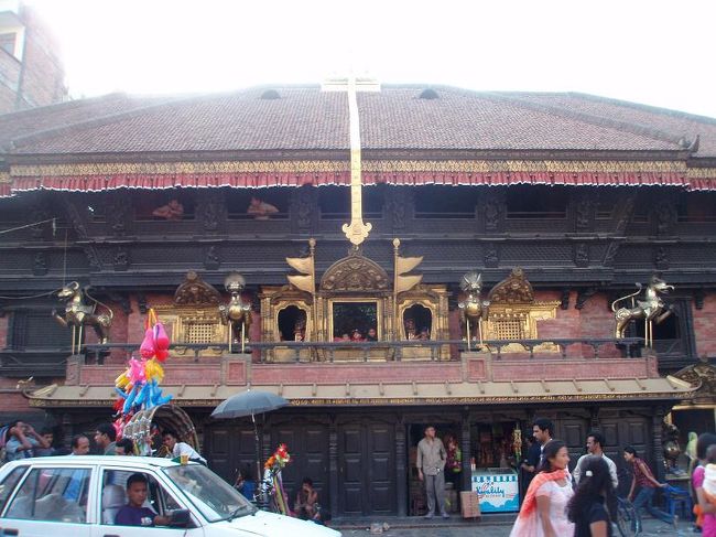 インドラ・チョークのアカシュ・バイラヴ寺院。