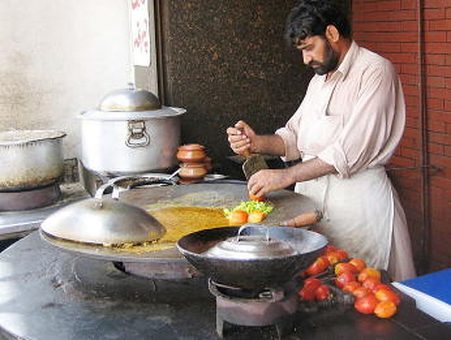 お店の前のオープン・エア・キッチン