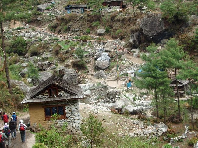 いくつもの村があり、信仰があります。